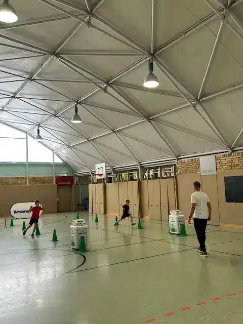 Kindersprint Schkeuditz Kinder Am Slalom Laufen