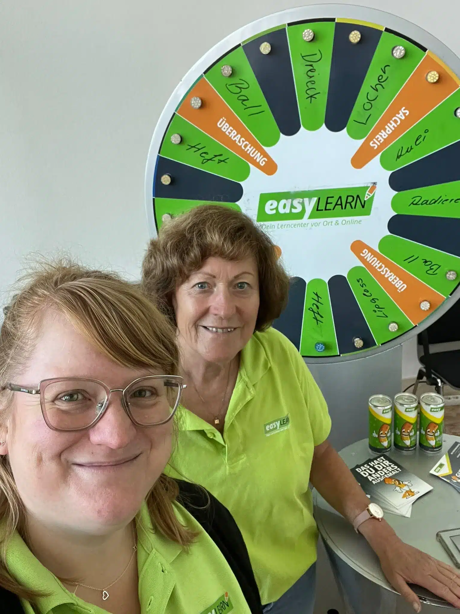 Easylearn Team Am Stand Von Easylearn